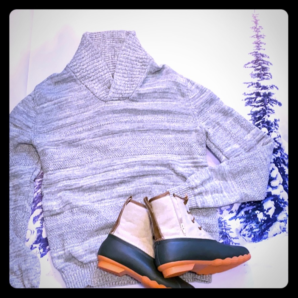 American Rag sweater 100% cotton L